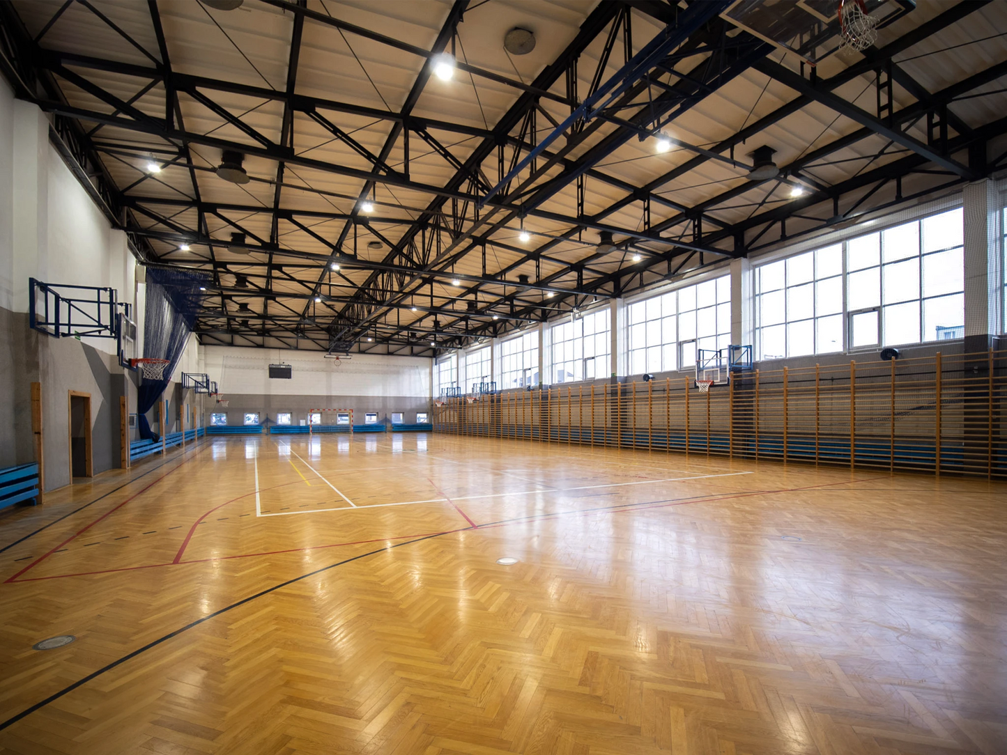 PRIME HIGH-BAY PHANTOM 200W Hallenleuchte 38000lm schwarz 120° 100-277V IP65 Industrieleuchte IK09 Neutralweiß 4000K 0-10V DIMMBAR