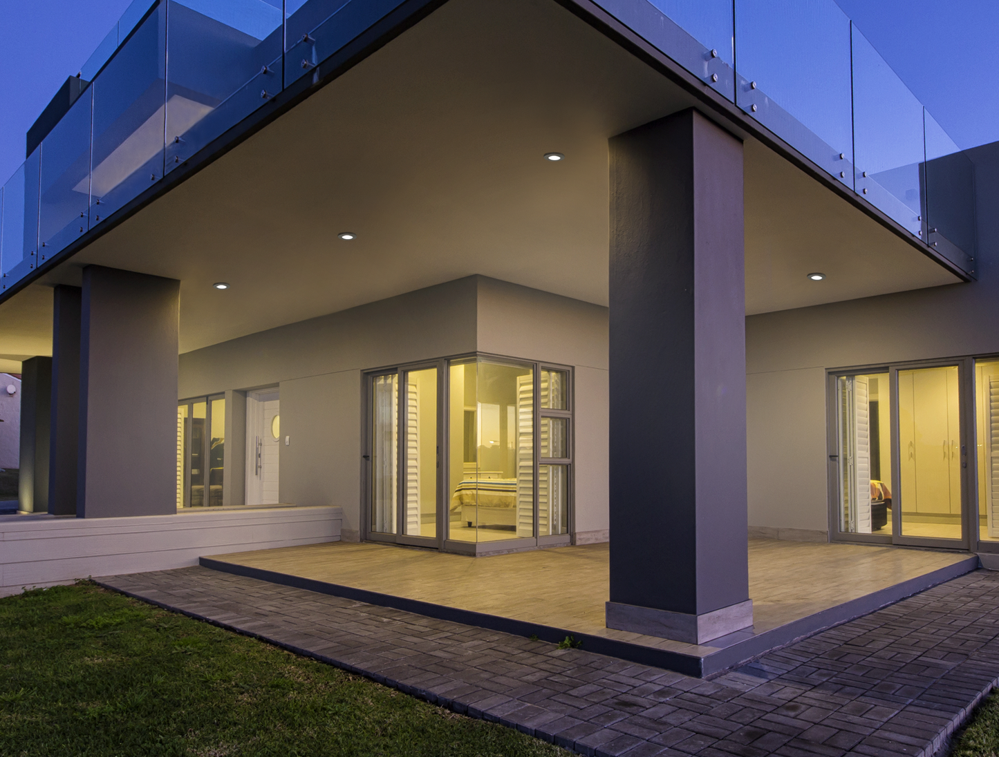 LED Einbaustrahler GU10 Spot Badezimmer Downlight IP65 max. 10W rund weiss