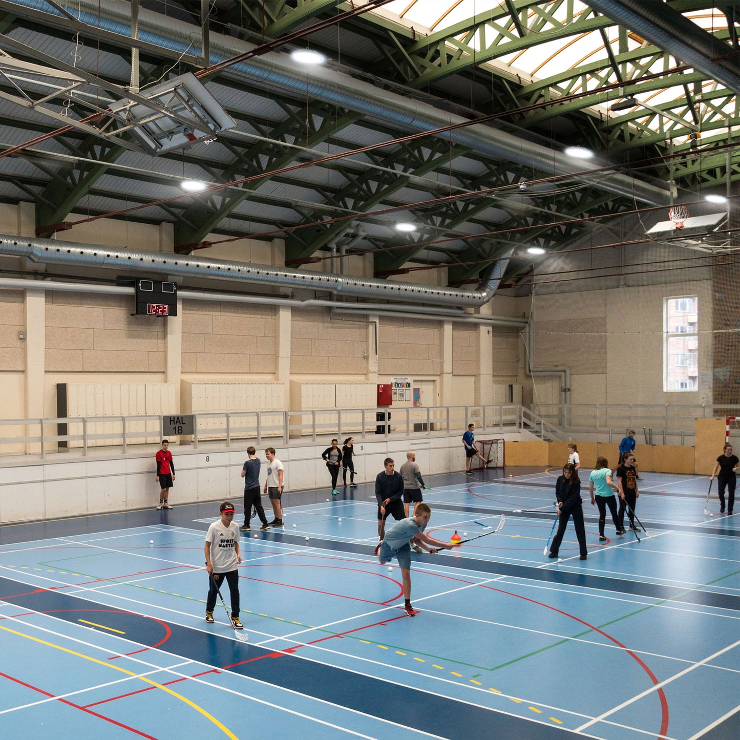 LED PLATEO 3 HIGH BAY 100W Hallenleuchte 11000lm schwarz 90° 230V IP65 IK06 Neutralweiss 4000K