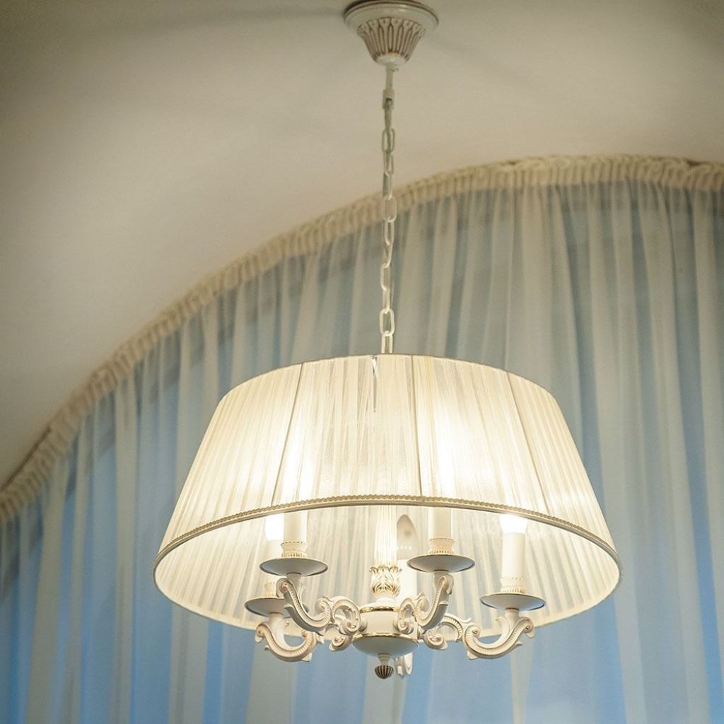 LED E14 C37 Kerzenform 4W=30W 320lm 200° 230V Kaltweiss 6400K