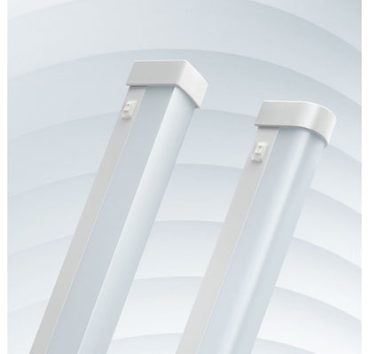 LED AQUATICA Badezimmerleuchte 15W eckig 1800lm weiss IP44 mit Schlater Warm 3000K