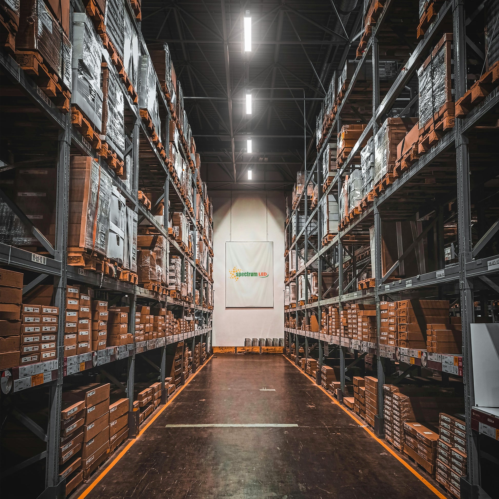 Spectrum LED HALLS LINE 3 HIGH BAY 75W Hallenleuchte 12375lm schwarz 90° 230V IP66 Industrieleuchte IK10 Neutralweiß 4000K 0-10V DIMMBAR